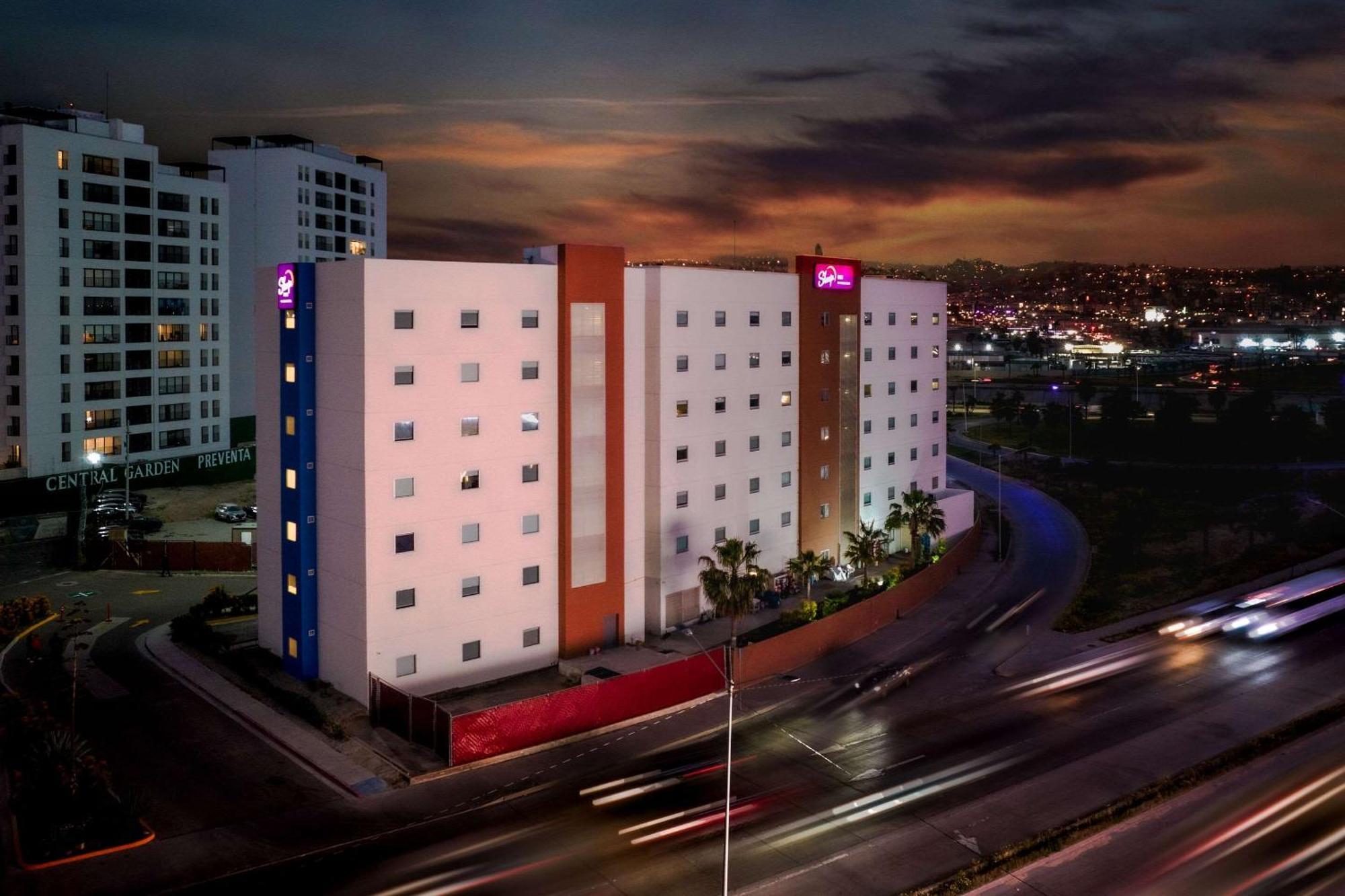 Sleep Inn Tijuana Eksteriør billede